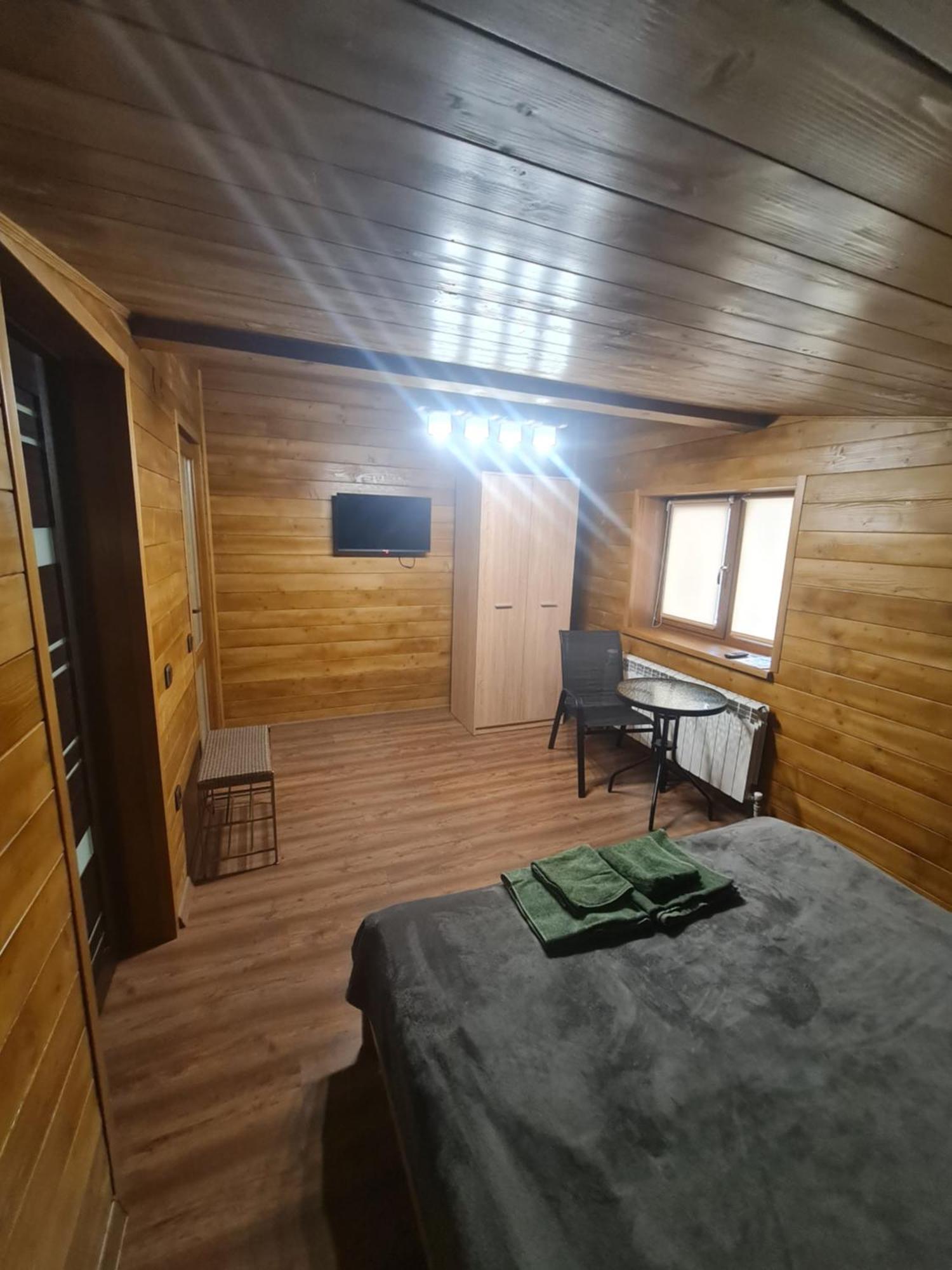 Apartment приватна 